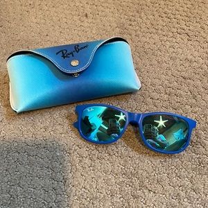 Ray-Ban blue sunglasses in excellent condition with original case